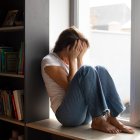 Como promedio, los gobiernos gastan $ 65 por persona en salud mental. Aunque esta cifra cae a cuatro centavos de dólar en los países más pobres.