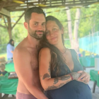 Los bebés #3 y #4 ya están aquí. Te contamos cómo Penn Badgley y Domino Kirke dieron la gran noticia