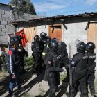 Quito refuerza control en Calderón con operativo contra invasiones y tráfico de tierras