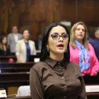 La jefa del bloque correísta en la Asamblea, Viviana Veloz, se pronunció sobre decisión de la Corte Constitucional.