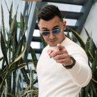 Christian Maquilón es actor desde que era niño. Ahora trabaja en teatro y con marcas.