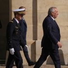 El actual ministro François Bayrou, podría dimitir por perder la moción de confianza que él mismo ha convocado en la Asamblea.