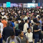 Demanda. Los asistentes triplicaron el número de las plazas ofertadas.