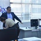 Los catedráticos fueros revisados por miembros de la Policía Nacional a su ingreso al CPCCS.