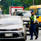 Referencial. El cierre de las vías en Guayaquil es una problemática que la ciudadanía denuncia constantemente.