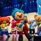 Los personajes de Plim Plim en concierto.