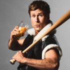 El actor Glen Powell presta su imagen para una serie de fotos en revista estadounidense GQ.