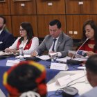 Los votos de ADN y su aliado de Pachakutik en la Comisión de Fiscalización fueron suficientes para aprobar el informe.