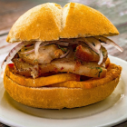 El pan con chicharrón fue el ganador del Mundial de Desayuno.