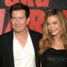 Charlie Sheen regresa al ojo público con un documental en Netflix