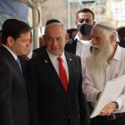 Encuentro. Los representartes políticos compartieron en Jerusalén.