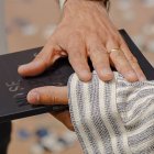 El lanzamiento de No se Aceptan Perfectos marca un llamado a vivir la fe sin máscaras ni exigencias de perfección.