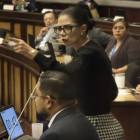 La asambleísta Jhajaira Urresta arremetió contra el legislador Juan Pablo Molina en medio del debate del Pleno del 16 de septiembre de 2025.