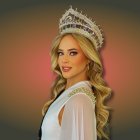 Gisselle Rosales recibió la nacionalidad ecuatoriana por decreto presidencial.