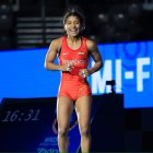 Lucía Yépez destacó en el Mundial de Lucha, pero solo se quedó con la medalla de plata.