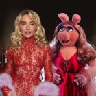 Sabrina Carpenter y Miss Piggy.