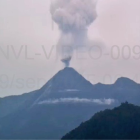 Se reporta emisión de material piroclástico del volcán Reventador.