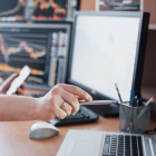 Imagen referencial de monitoreo de la actividad sísmica.