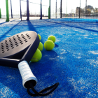 El pádel se consolida como un deporte urbano y social en Guayaquil y Samborondón, con clubes que integran comunidad, formación y estilo de vida.