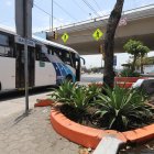 En esta jardinera de Juan Tanca Marengo y Las Aguas fue uno de los puntos donde el Municipio de Guayaquil retiró las rejas.