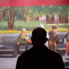 El artista ha trabajado con diversos estilos y técnicas, como el dibujo, la pintura, la escultura y el grabado.