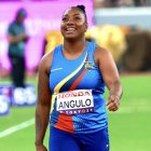 Juleisy Angulo se convierte en la primera mujer ecuatoriana en ganar un oro en lanzamiento de jabalina.