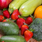 Sus grasas saludables y antioxidantes protegen el cerebro del estrés oxidativo y ayudan a mejorar el flujo sanguíneo, lo que puede contribuir a la prevención de la pérdida de memoria en la vejez.