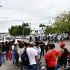 En los exteriores de la cárcel se aglomeraron familiares de los privados de libertad.