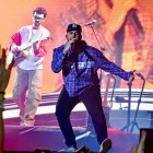 Alleh y Yorghaki presentaron se presentaron en el coliseo Voltaire Paladines Polo