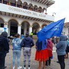 Tres activistas ambientales de Cuenca denunciaron el bloqueo de sus cuentas bancarias.