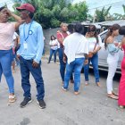 Madres y hermanos clamaban este 25 de septiembre de 2025 por saber si sus familares presos estaban vivos o muertos tras masacre en Esmeraldas.