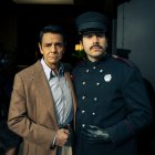 Jorge Ulloa junto a Eugenio Derbez.