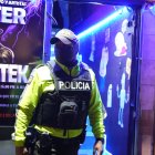 Hecho. Más de 400 funcionarios inspeccionaron los locales durante el macro operativo en Quito.