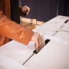 El Consejo Nacional Electoral (CNE) dio luz verde a la inscripción de cinco movimientos políticos que participarán en la campaña por el “sí” y el “no”.