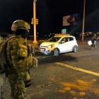 Panorama. El resguardo militar y policial ha impactado en la actividad comercial y turística en Latacunga.