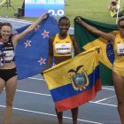 Kiara Rodríguez (c) se coronó campeona mundial en los 200 metros.