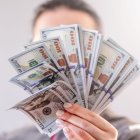 El Bono Emprende 2025 otorga $ 1.000 para fortalecer pequeños negocios y emprendimientos del país.