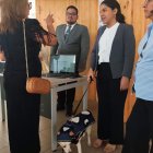 Con un costo accesible y producción local, el chaleco creado por los jóvenes diseñadores combina innovación, sostenibilidad y sensibilidad social.