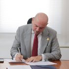 Ministro Gian Carlo Loffredo asegura que nadie se toma Quito y rechaza amenazas contra la capital de Ecuador.