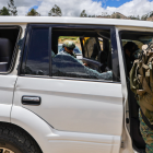 El convoy presidencial fue atacado por manifestantes en Cañar.