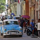 Población. En la actualidad, tres cuartas partes de la población de Cuba tiene internet móvil, es decir, conexión en el celular. Ese servicio es lento, costoso y poco confiable.