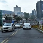 Los trabajos en los puentes vehiculares incluyen el reemplazo de las juntas de dilatación.