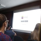 La red social promueve el activismo responsable y protege la identidad de sus usuarios verificados.