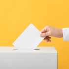 Referencial. Urna electoral para la consulta popular del próximo 16 de noviembre.