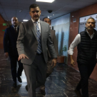 El alcalde de Guayaquil, Aquiles Álvarez, acudió a la Comisión de Garantías Constitucionales.