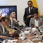 ADN y alcalde de Guayaquil chocaron en comisión de Asamblea por el Porsche Cayenne en Isla Trinitaria.