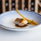 Nuum, ubicado en Cumbayá, se centra en un menú en el que destacan pescados y mariscos.