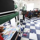 Situación. En el lugar se encontraron preservativos. También insalubridad en las habitaciones y baños.