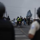 La Policía y Fuerzas Armadas intensificaron la apertura de las vías en Imbabura, luego de que la Conaie anunció el "cese" del paro nacional.