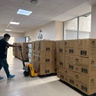 El primer lote de insumos y medicamentos, valorado en 3 millones de dólares, fue entregado en el Hospital Los Ceibos